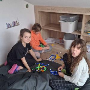 b3d36dad-3de9-47ce-9a47-ecbc4e8386e3.jpg