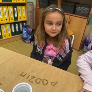 2c401de7-4cbc-48b4-b9e8-40e65cc75ec1.jpg
