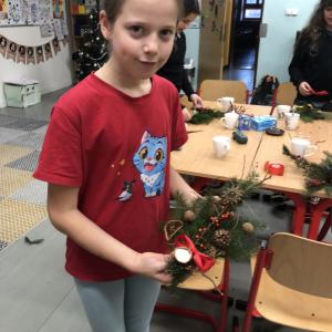 3.12.25-vanocni-tvoreni-v-krouzku-8-.jpg