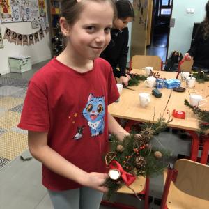 3.12.25-vanocni-tvoreni-v-krouzku-14-.jpg