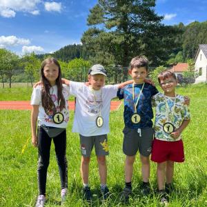 84c61836-b189-49cd-8502-63bcfdba5ac0.jpg