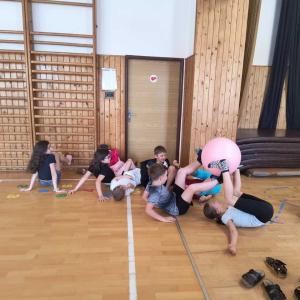 416f55e4-edbe-44ec-9913-907220d5cd4d.jpg