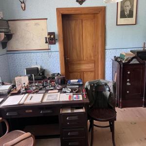 ee156155-3d30-4852-963b-bd32884cc14b.jpg